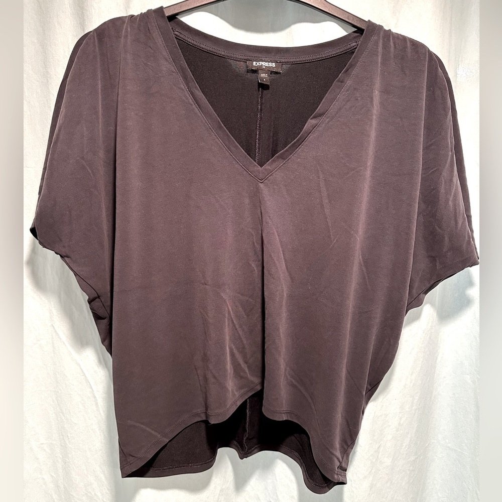 Express women’s slouchy t-shirt, size Small